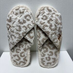 Leopard Print Fuzzy Slippers